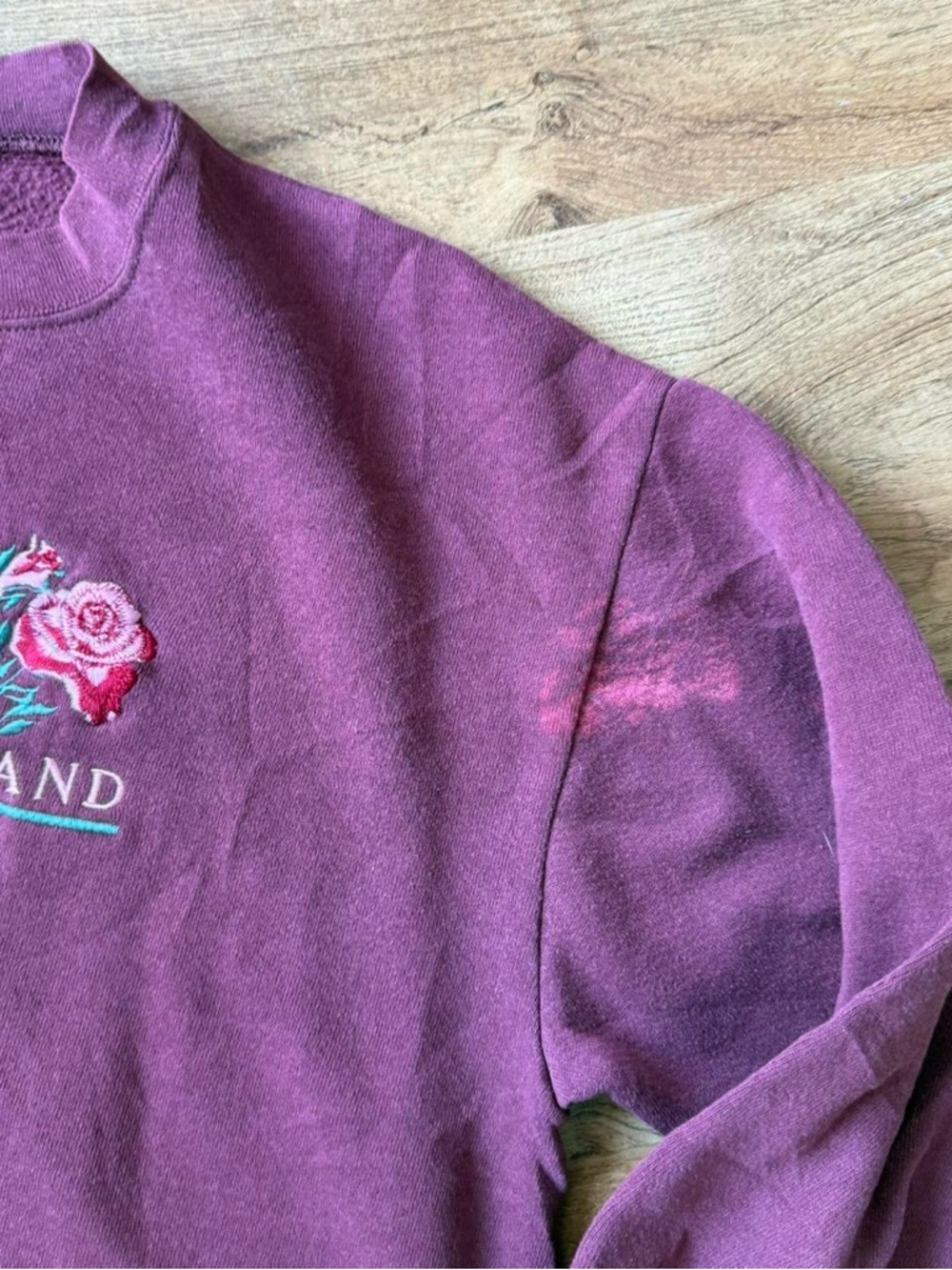 Vtg Mackinac Island, MI Crewneck with Rose Embroidery - Picture 5 of 7